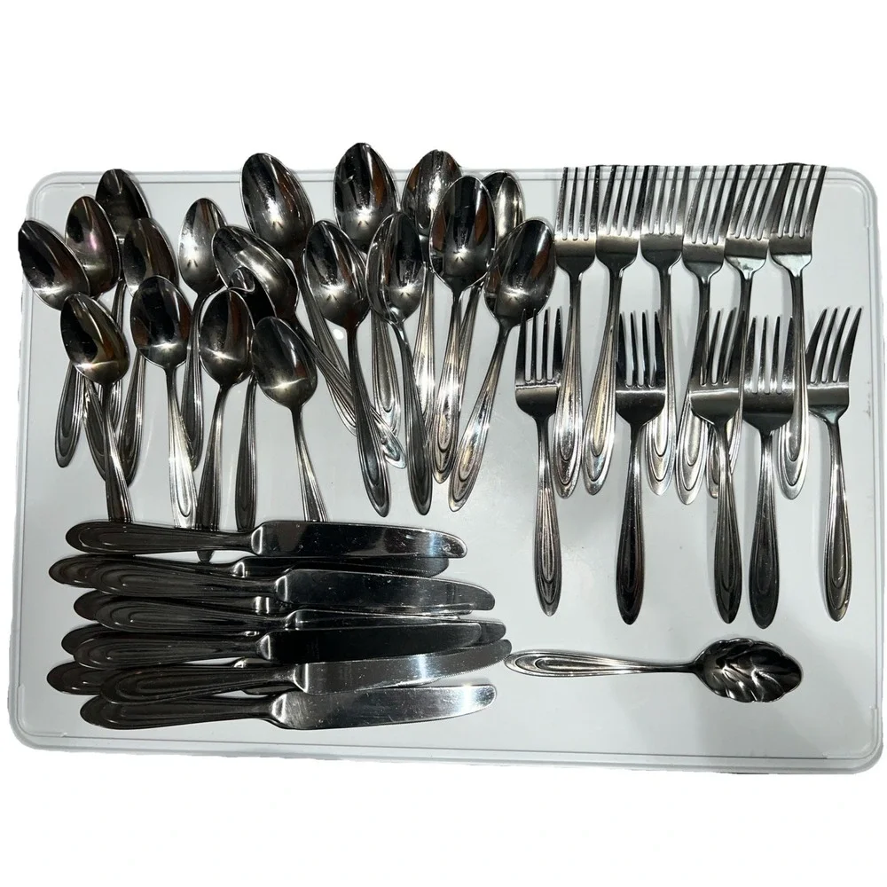 Vintage Anse Royale (Stainless) by REED &‎ BARTON 18/10 Korea 42 Piece Flatware